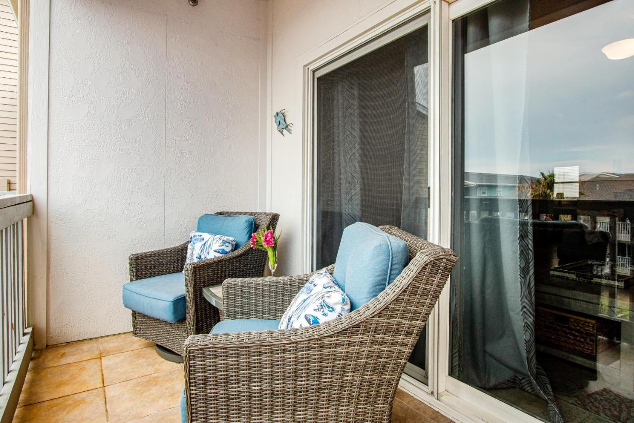 On The Gulf J6 Apartment *